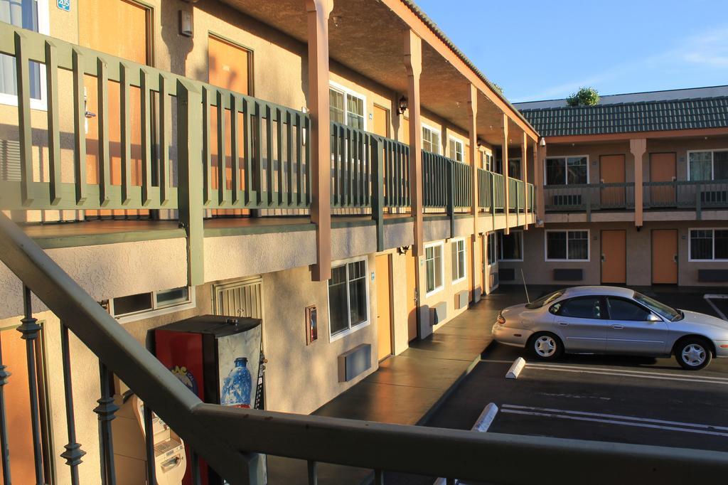 El Rancho Inn Hawthorne Exterior foto